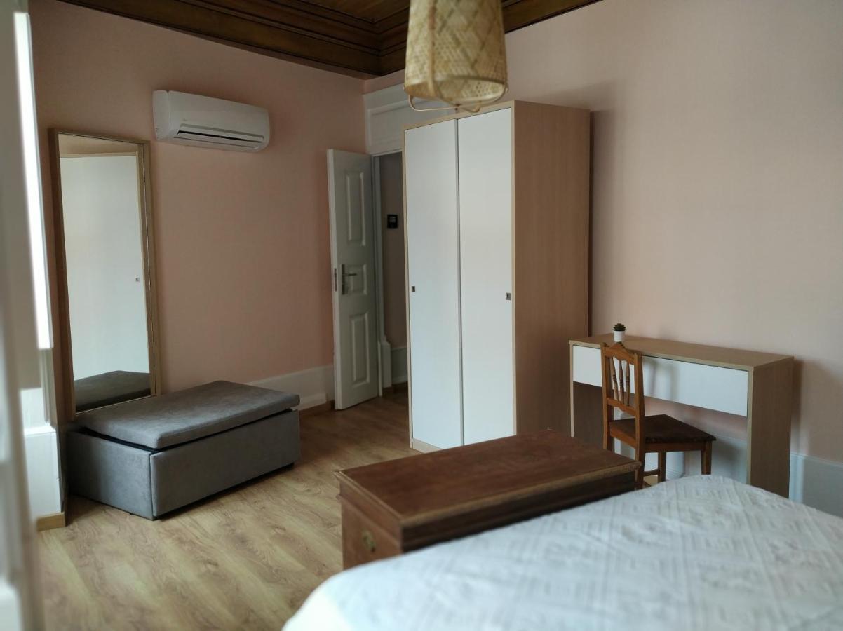 Entresocalcos Hostel Loriga Luaran gambar